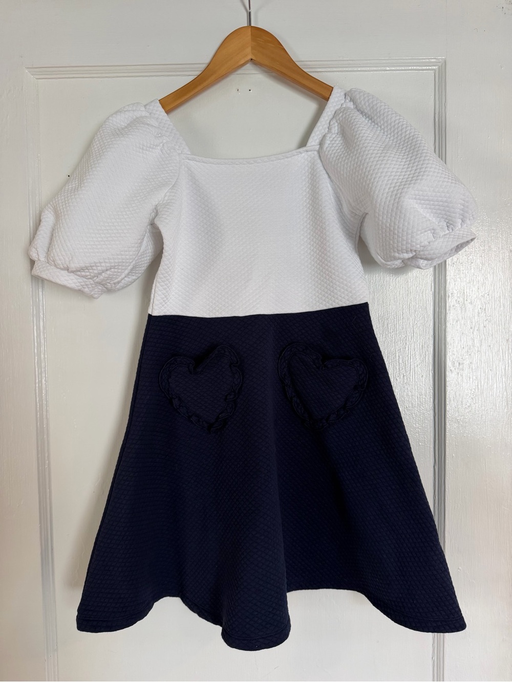 Janie and Jack Girls White and Navy Puff-Sleeve Heart Pocket Dress size 10